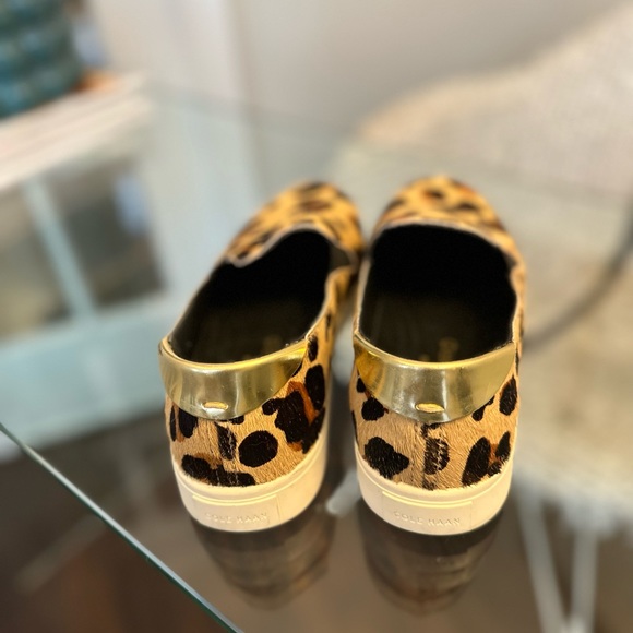 Cole Haan Grandpro leopard print calf hair slip on sneakers size 6, like new - Picture 4 of 5